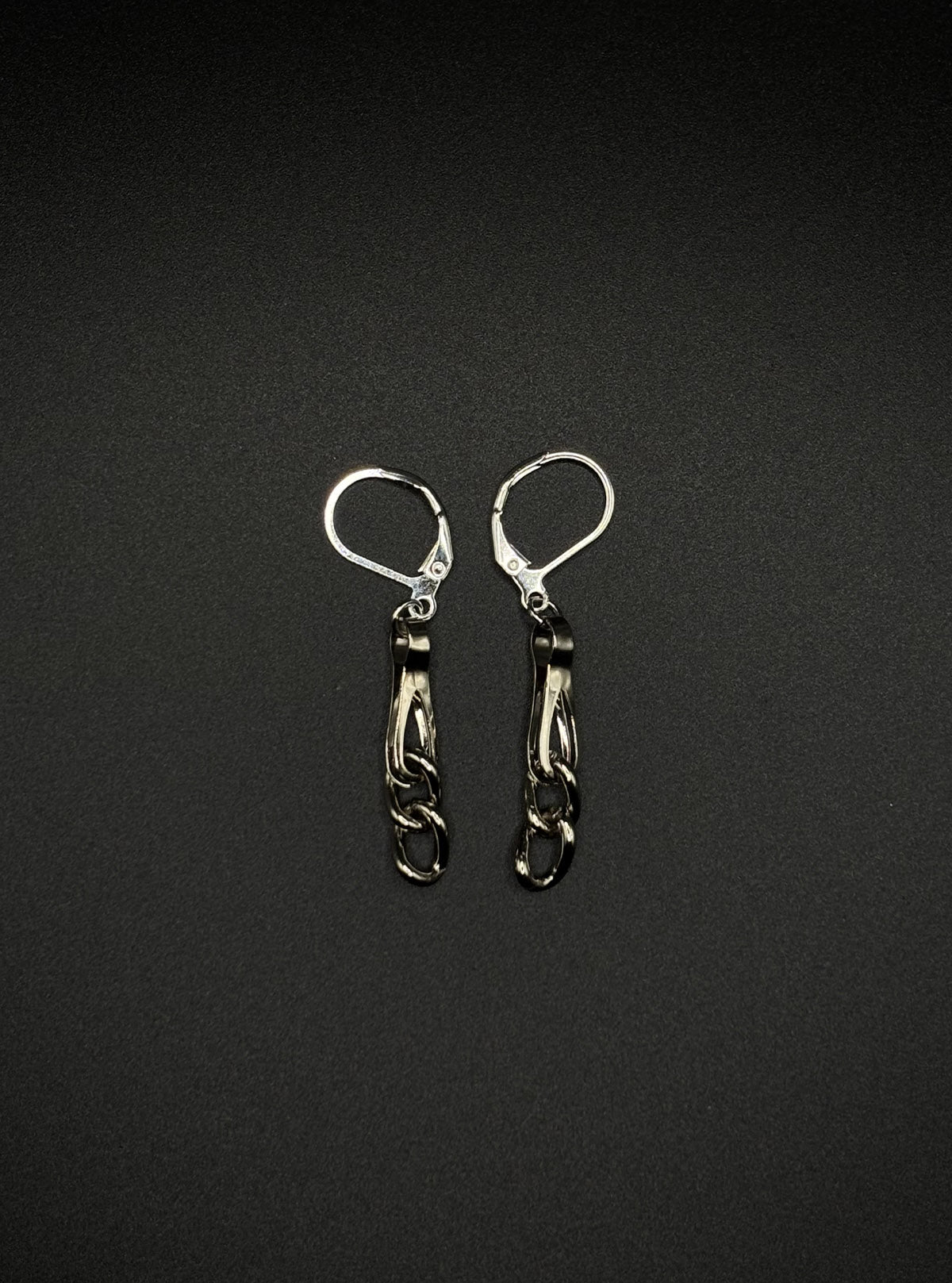 PP SPLIT EARRINGS