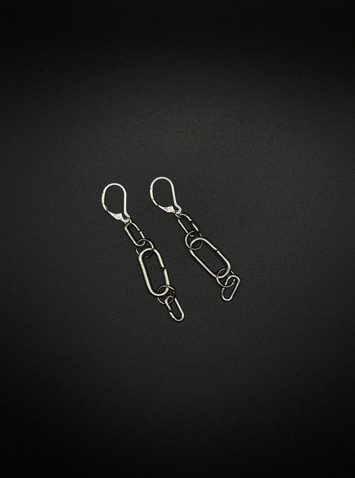 BISM LINK EARRINGS stainless