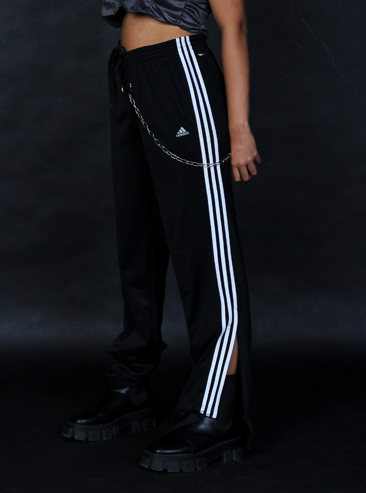 LONG STRIPE SPLIT PANTS | CAPSULE 2022