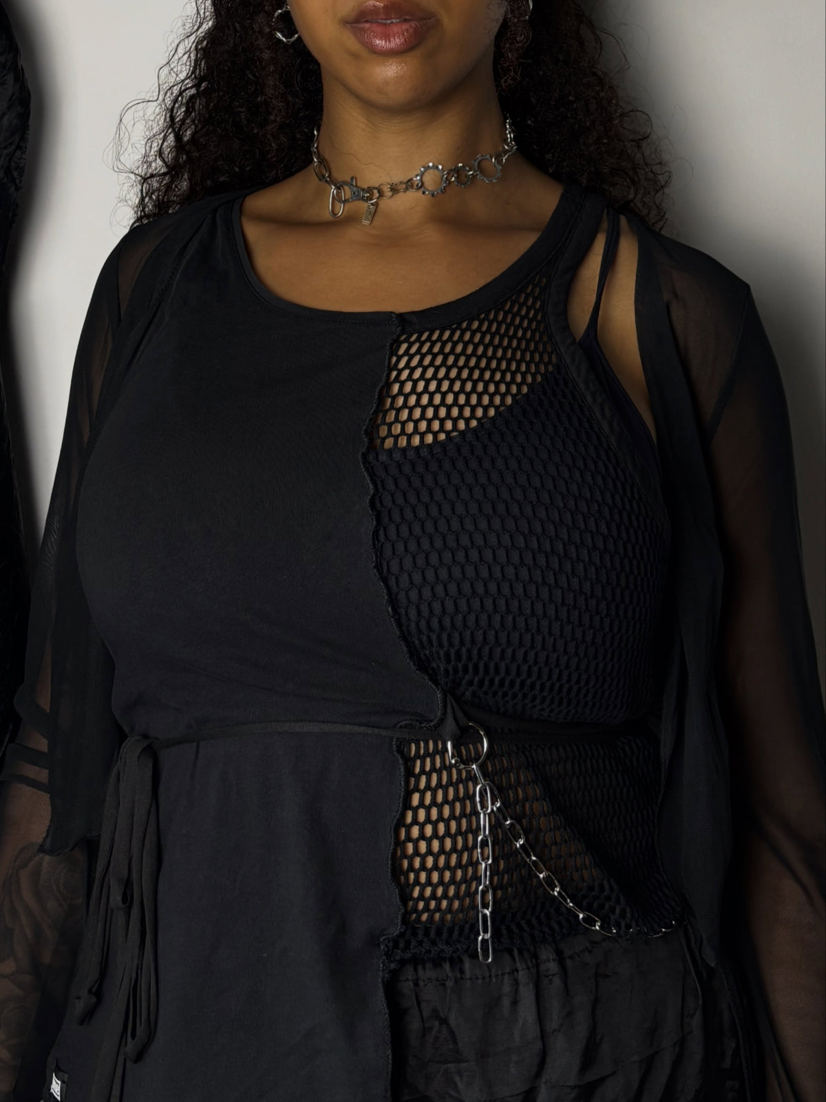 SPLIT TOP 1/2 | black