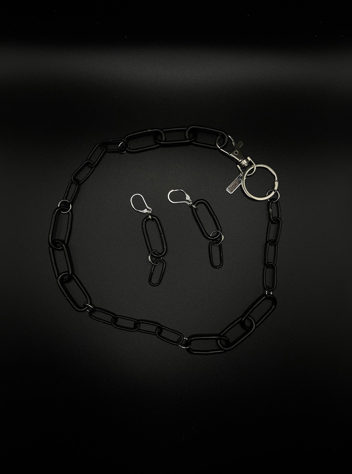 SPLIT EARRINGS black