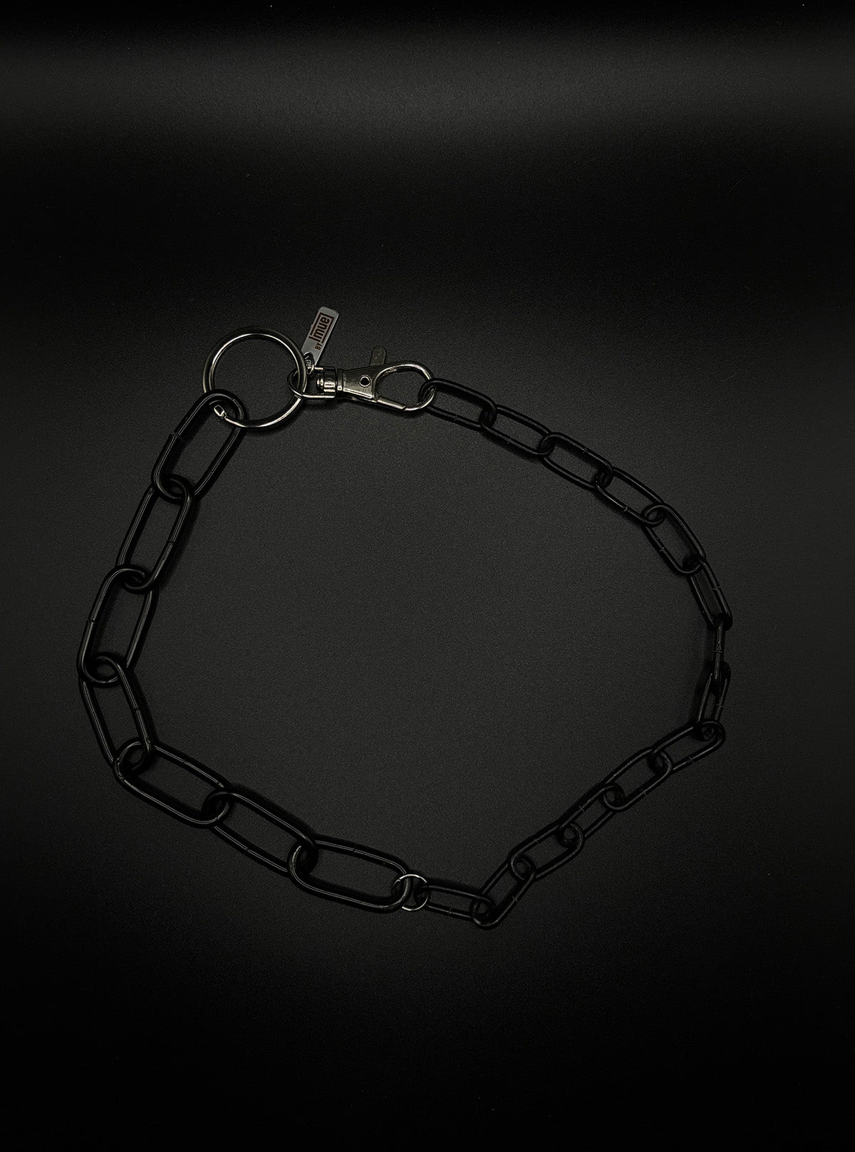 SINGLE SPLIT CHAIN black